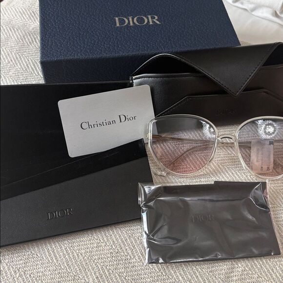 NIB Christian Dior Stellaire SOSTELL4S-900-AJ Clear frame with 2 Dior Case